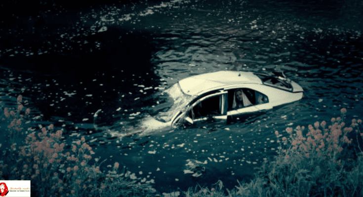 Dream about escaping a sinking car