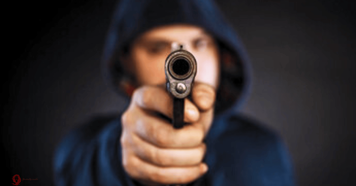 dream about someone getting shot