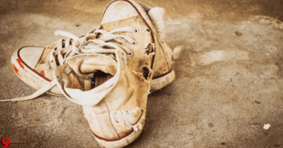 dreams about lost shoes